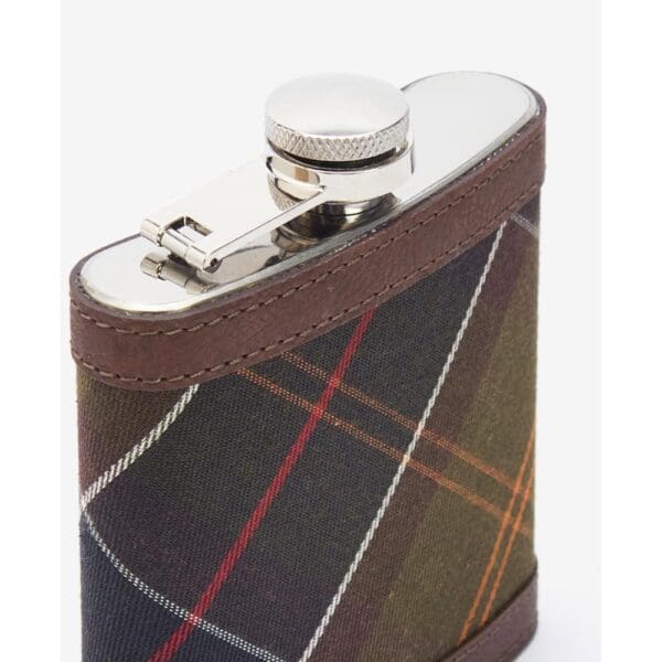 Barbour Hip Flask TARTAN - Image 2