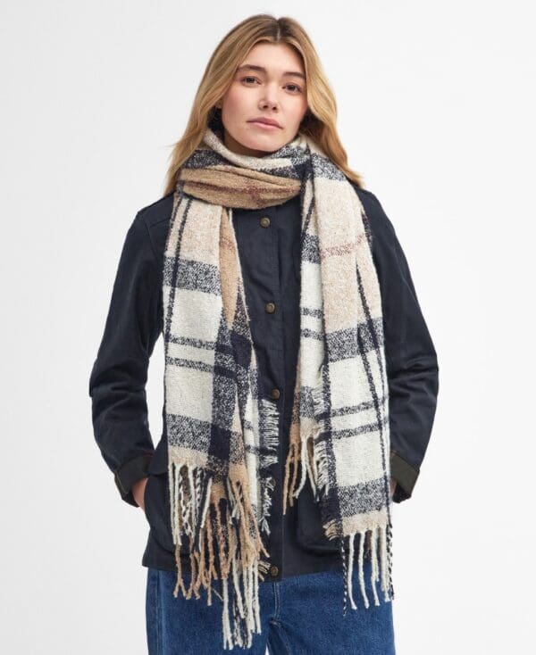 Barbour Tartan Boucle Scarf - Image 3