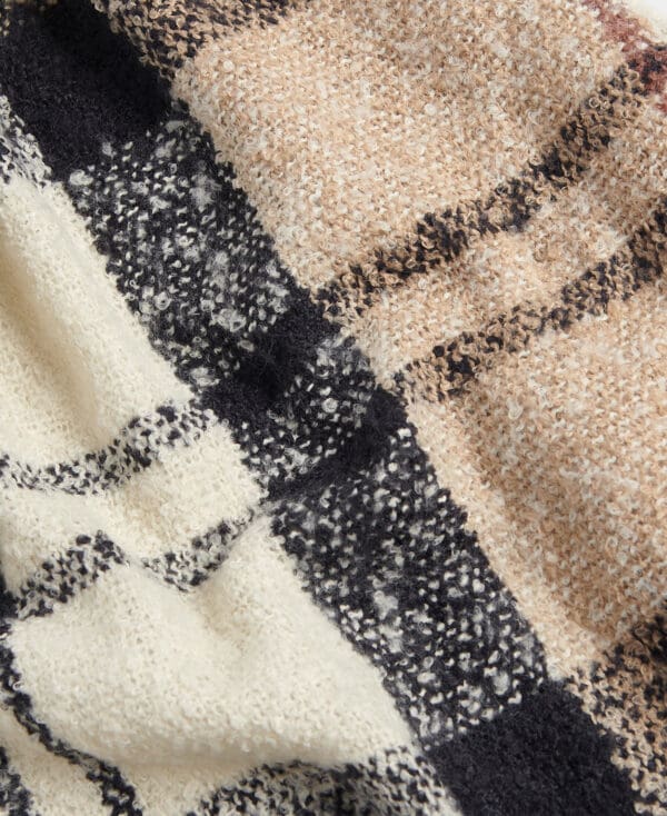 Barbour Tartan Boucle Scarf - Image 6